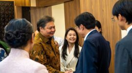 Menko Perekonomian Airlangga Hartarto menerima kunjungan Wakil Ketua The 14th National CPPCC yang juga menjabat Ketua Federasi Industri dan Perdagangan Tiongkok Mr. Gao Yunlong. (Dok. Ekon.go.id)