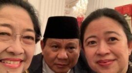 Menhan Prabowo Subianto bersama Ketua Umum PDIP Megawati dan Ketua DPR RI Puan Maharani. (Instagram.com/@puanmaharaniri)