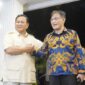 Kader PDIP Budiman Sudjatmiko mengunjungi kediaman calon presiden (capres) Gerindra Prabowo Subianto. (Facbook.com/@Prabowo Subianto)