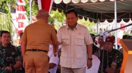 Menteri Pertahanan Prabowo Subianto di acara peresmian 16 titik air di Dusun Upunyor, Kabupaten Maluku Barat Daya (MBD). (Dok. Tim Media Prabowo Subianto)
