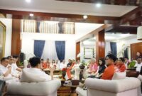 Ketua Umum Gerindra Prabowo Subianto bersama Ketua Umum Partai Solidaritas Indonesia (PSI) Kaesang Pangarep. (Instagram.com/@prabowo)