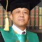 Prof. Dr. H. Ahmad Qurtubi, MA. telah dikukuhkan sebagai guru besar di UIN Sultan Maulana Hasanuddin Banten. (Dok. Istimewa)
