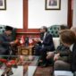 President Amerika SerikatJoe Biden mengucapkan selamat kepada calon Prabowo Subianto melalui surat resmi, diantar langsungDuta Besar Amerika Serikat untuk ASEAN Yohannes Abraham. (Dok. Tim Media Prabowo)