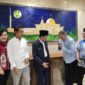  Ketua Umum Paguyuban Sosial Marga Tionghoa Indonesia (PSMTI) Wilianto Tanta silaturahmi dengan Menteri Agama RI Prof. Dr. KH. Nasaruddin Umar.