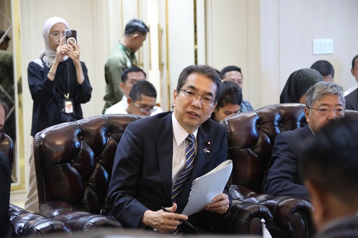 Menteri Pertanian Indonesia (Mentan), Andi Amran Sulaiman bertemu dengan Menteri Pertanian, Kehutanan, dan Perikanan Jepang, Eto Taku. (Dok. Kementerian Pertanian)