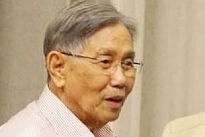 Kwik Kian Gie, ekonom independen yang dikenal tajam dalam mengkritik kebijakan pro-oligarki dan utang luar negeri. (Instagram.com @sandiuno)  